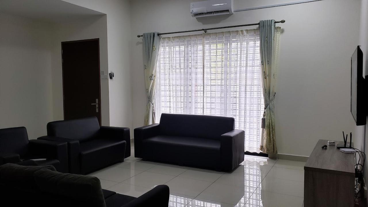 Sr Home-Stay @ Klia Kuala Lumpur Exterior photo